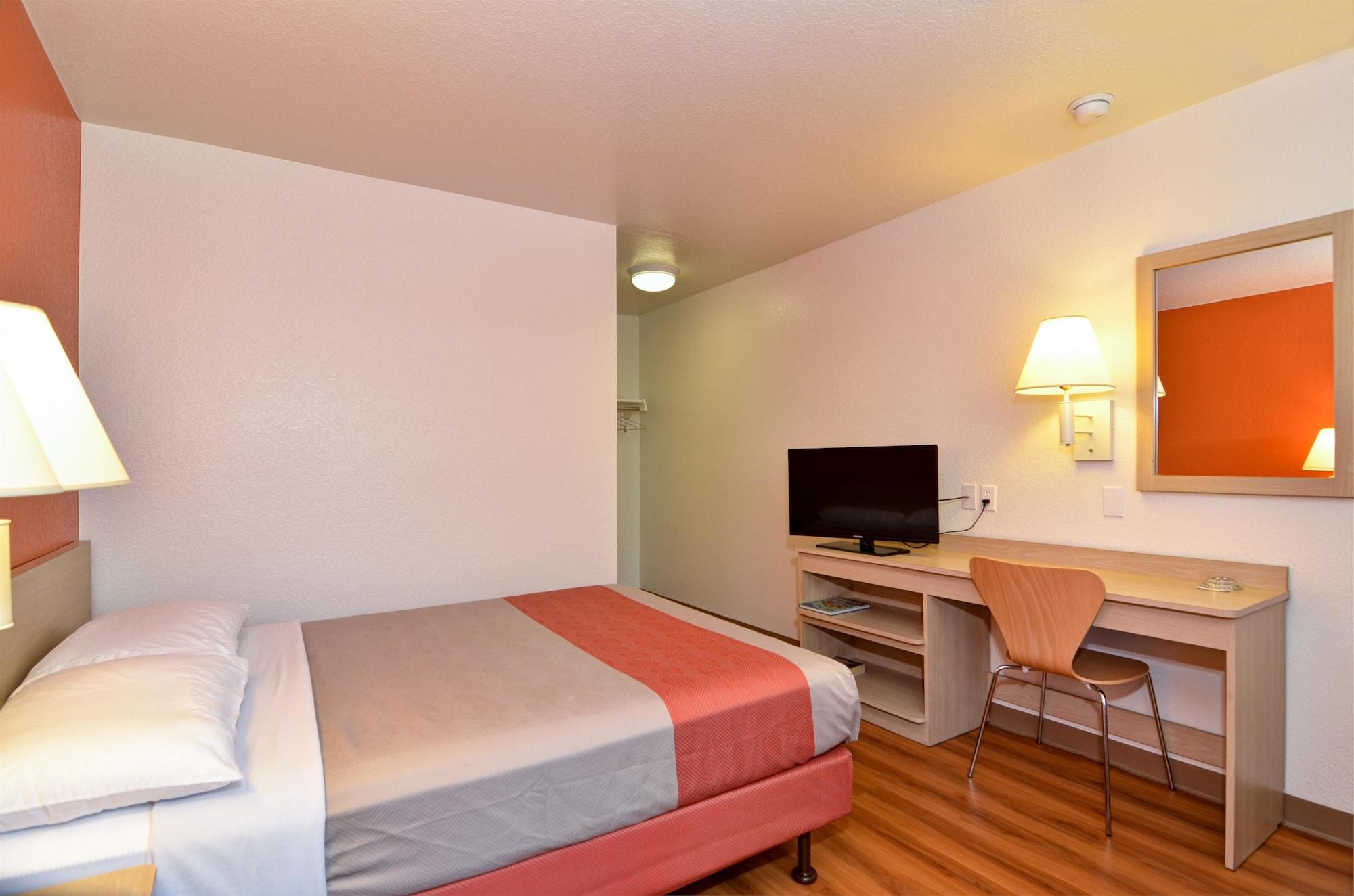 Motel 6-Palm Springs, Ca - East - Palm Canyon Экстерьер фото