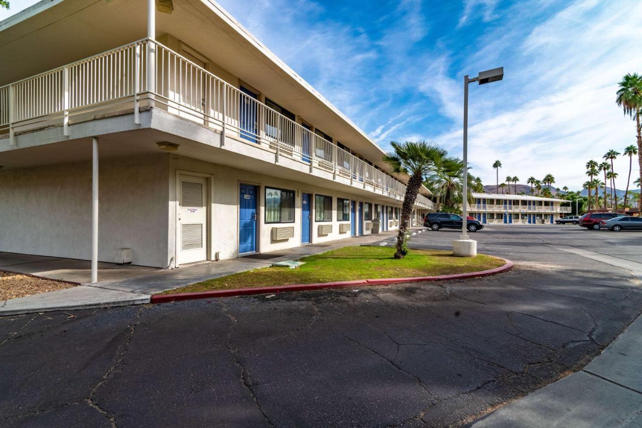Motel 6-Palm Springs, Ca - East - Palm Canyon Экстерьер фото